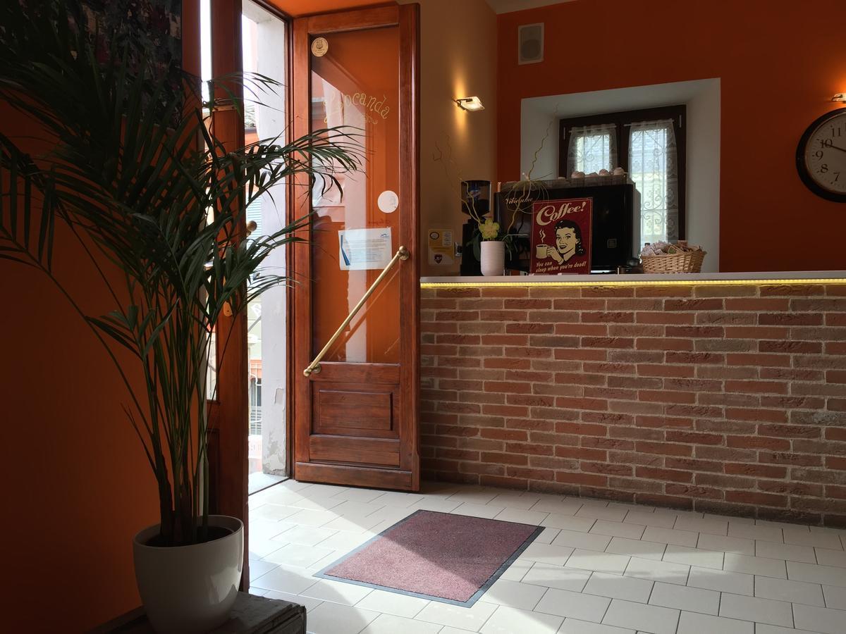 Il Duca Bianco Hotel Calosso Exterior photo